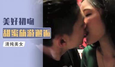 异域风情恋上妖娆人妖小月，解锁销魂啪啪技巧！