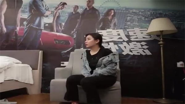 寻花代班小哥约了个牛仔外套妹子