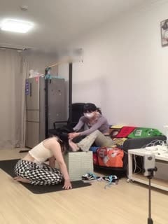 IZNE-637 打屁股钻胯开发新人母狗打屁股钻胯